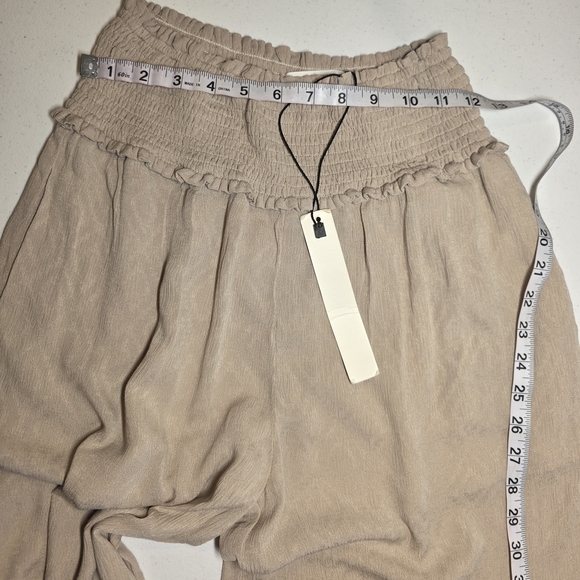 Anthropologie Mustard Seed NWT Wide Leg Pants Smocked Waist Neutral Boho Flowy - Picture 11 of 13